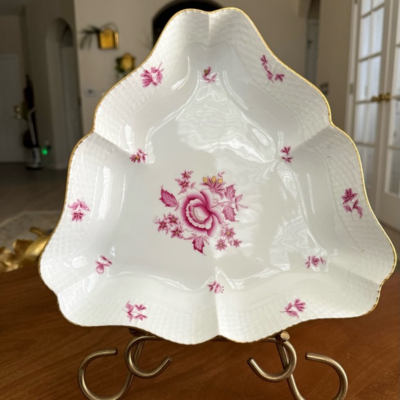 Rare Herend  Fortuna rust triangle serving dish, " circa 1930 Raspberry - Picture 4 of 8